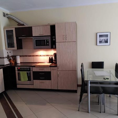 Swinoujscie Platan Patio 2- Berry Apartments المظهر الخارجي الصورة