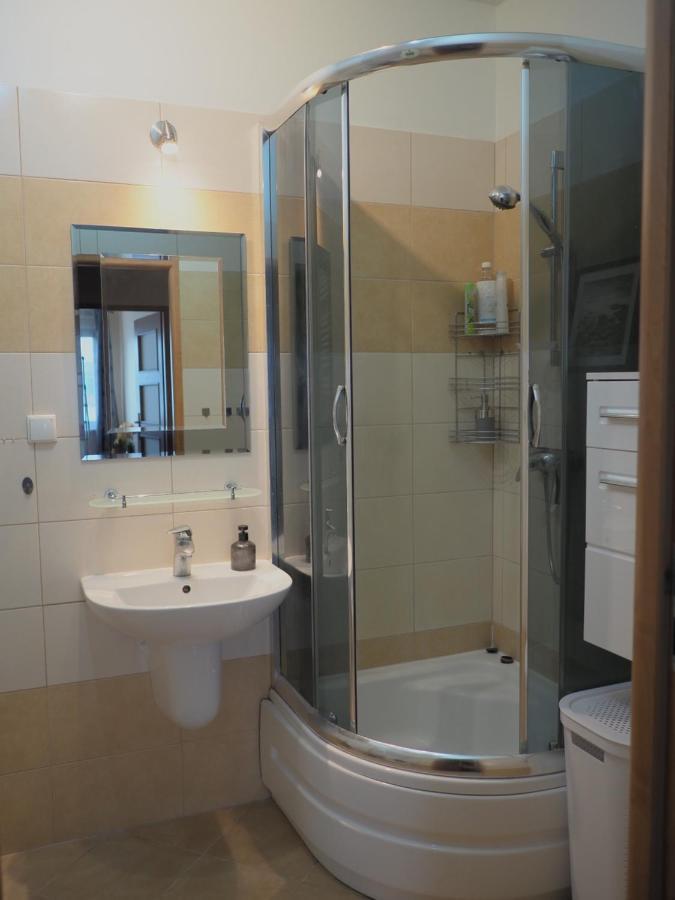 Swinoujscie Platan Patio 2- Berry Apartments المظهر الخارجي الصورة