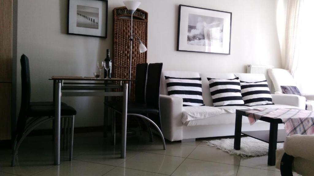 Swinoujscie Platan Patio 2- Berry Apartments المظهر الخارجي الصورة