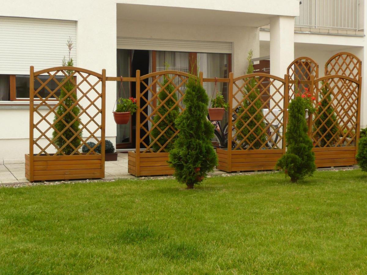Swinoujscie Platan Patio 2- Berry Apartments المظهر الخارجي الصورة